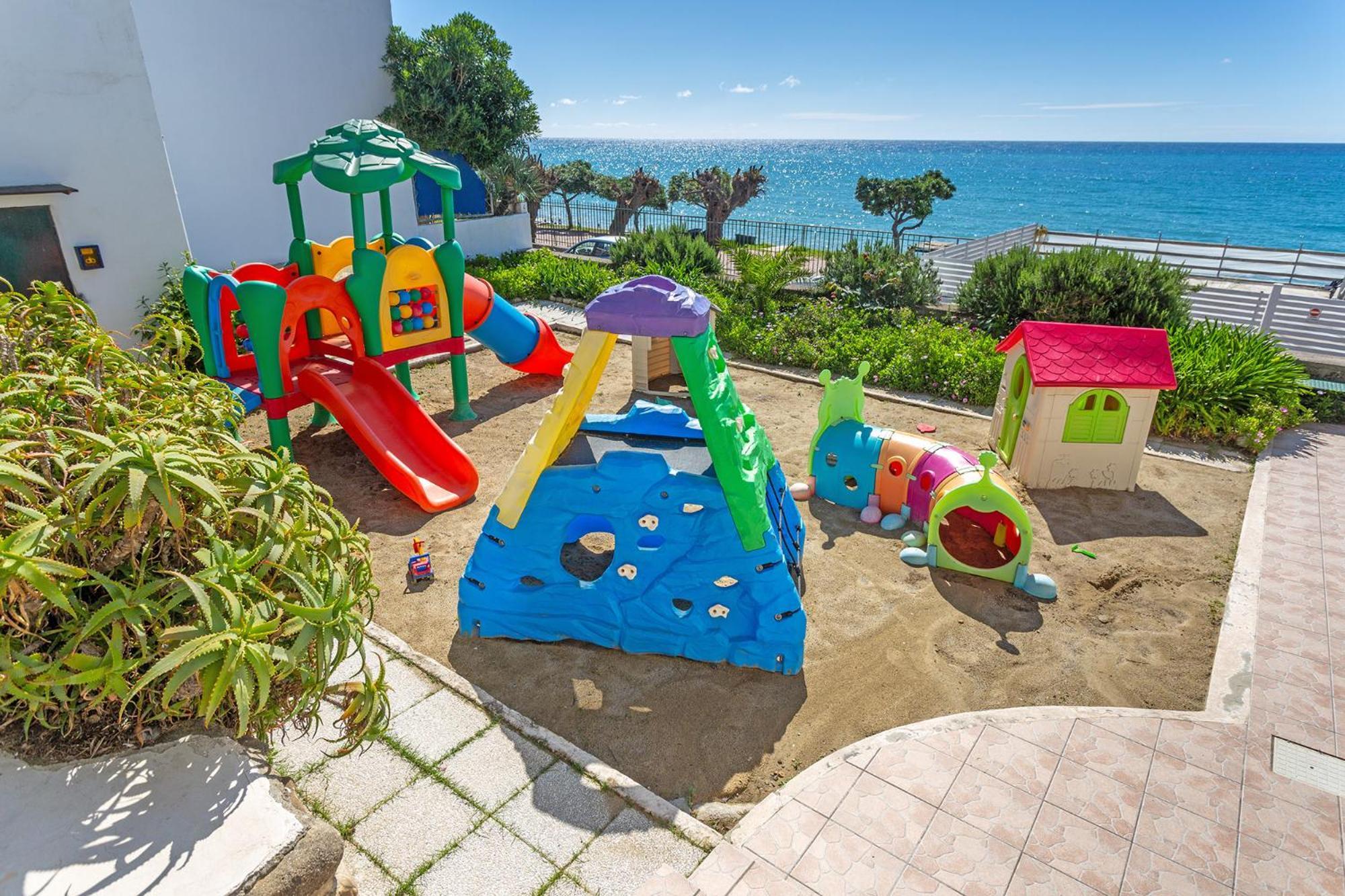 Blue Beach Bussana Dış mekan fotoğraf